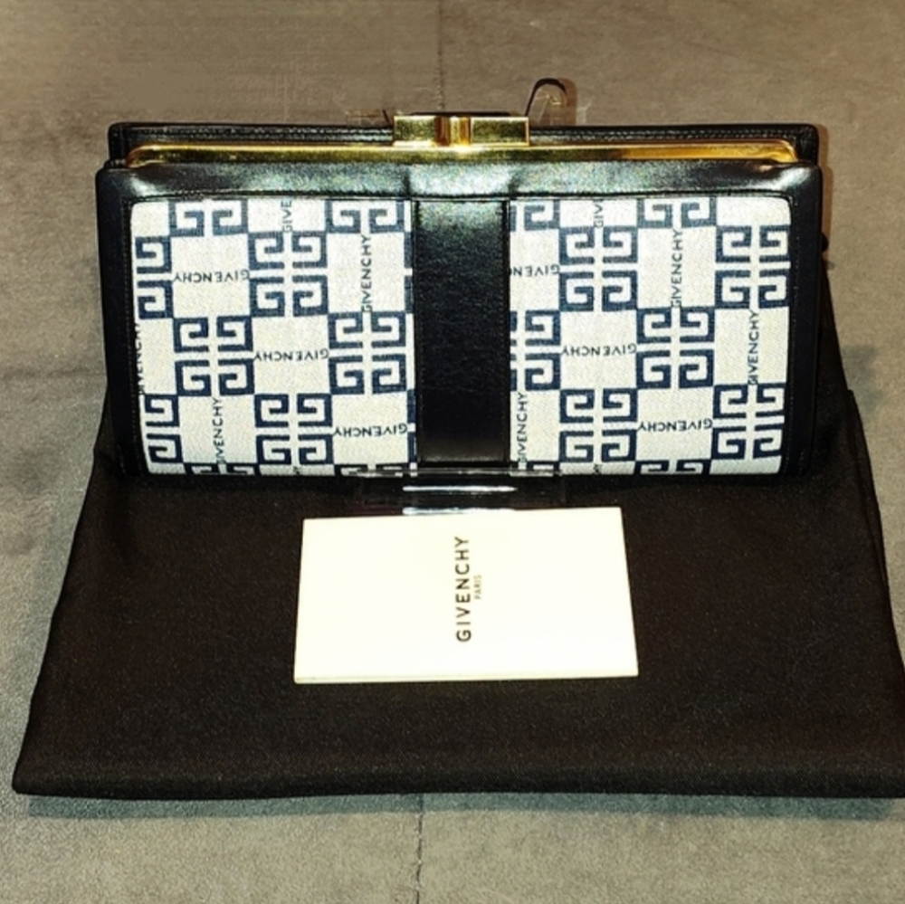 NWOT VINTAGE GIVENCHY NAVY BLUE MONOGRAM BI-FOLD SNAP LONG WALLET WITH DUSTBAG - Picture 11 of 14